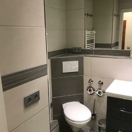 Mit Pool Haus Enere Au Apartment