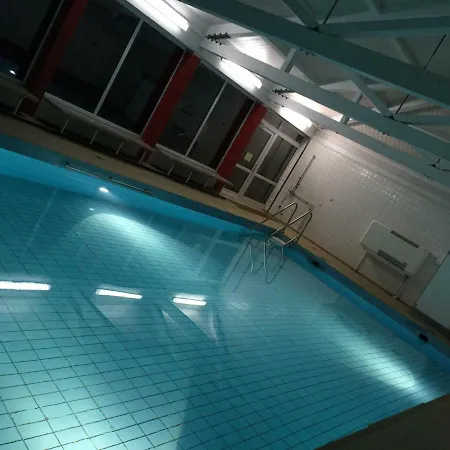 Daire Mit Pool Haus Enere Au *